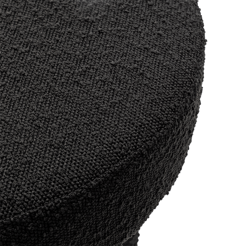 cleo-black-seat-close-up